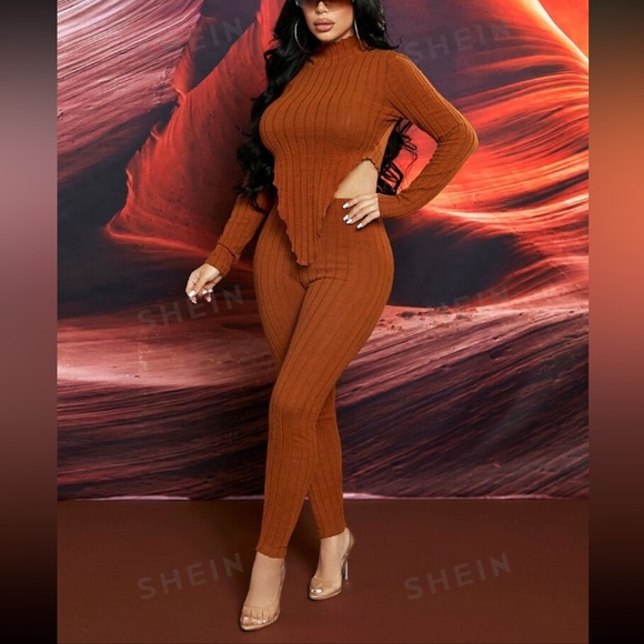 Two piece Set - Picture 3 of 4